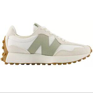 New Balance Women's 327 Shoes, Olivine